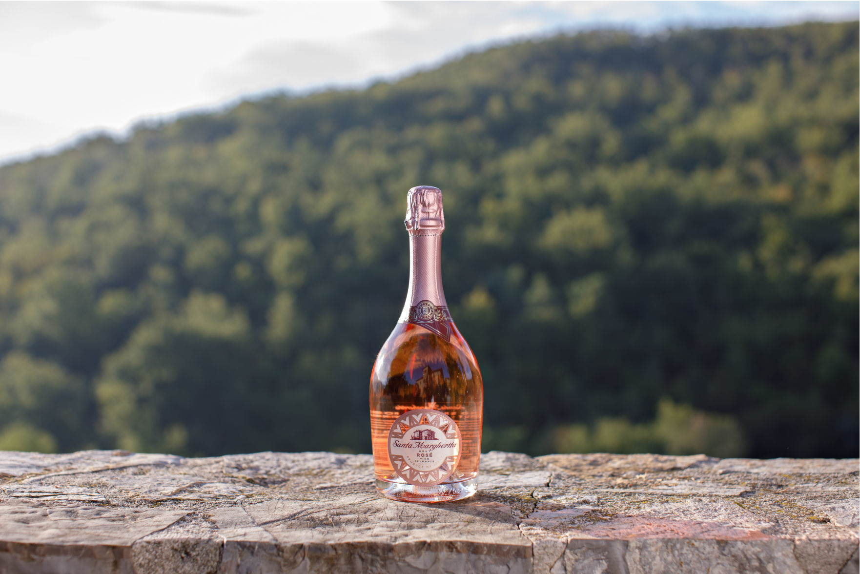 Sparkling rosé
